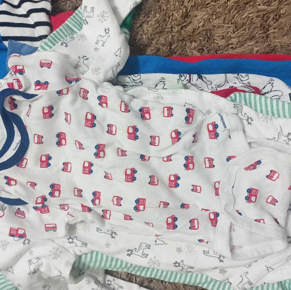 Bundle - Picture 3 of 6